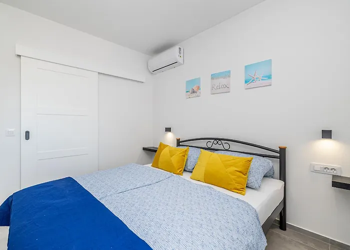 Katharina S Privatnim Bazenom *